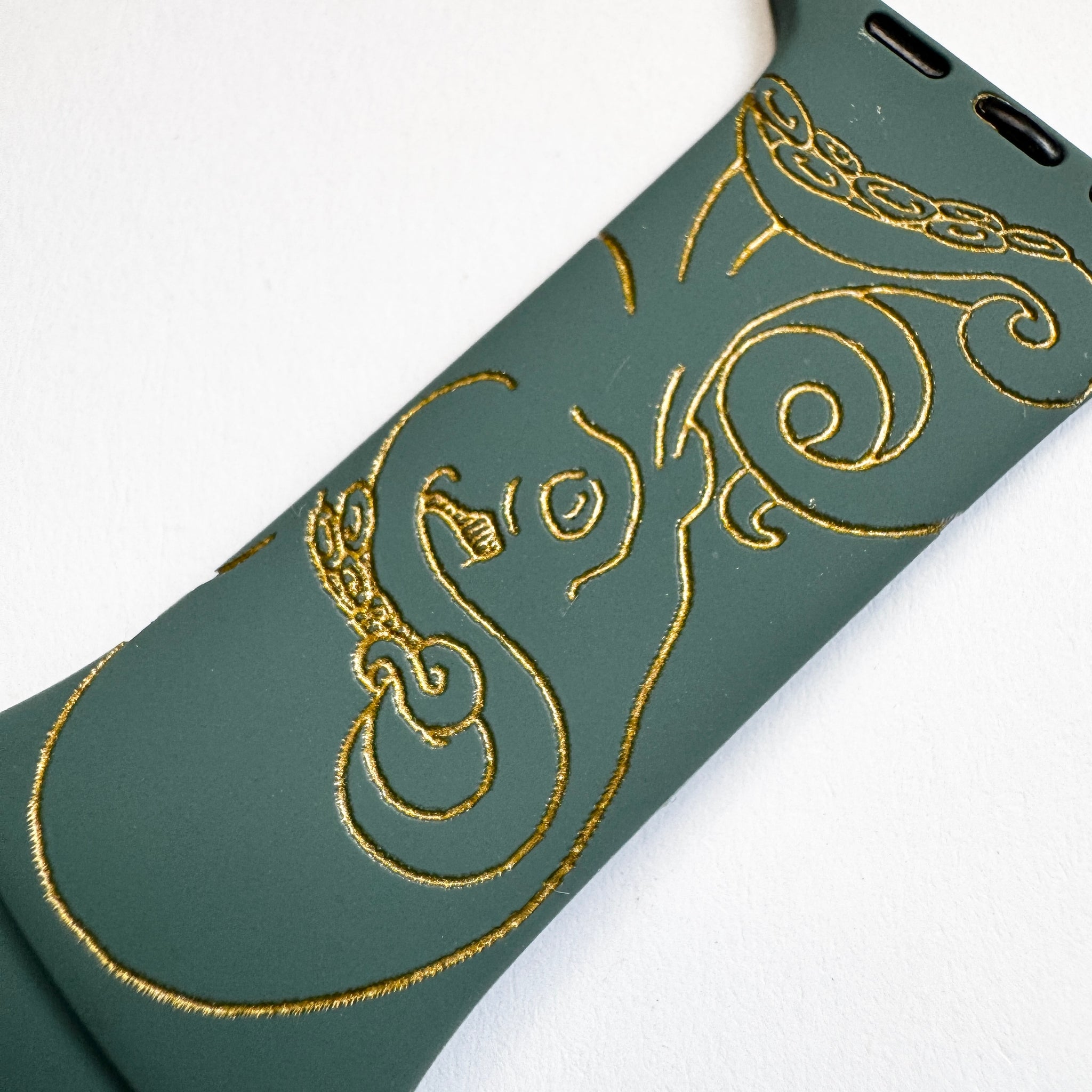For 49mm/46mm/45mm/44mm & [42mm series 3] S/M Green Cactus Octopus with Gold Ink FillCLEARANCE-ALL SALES FINAL
