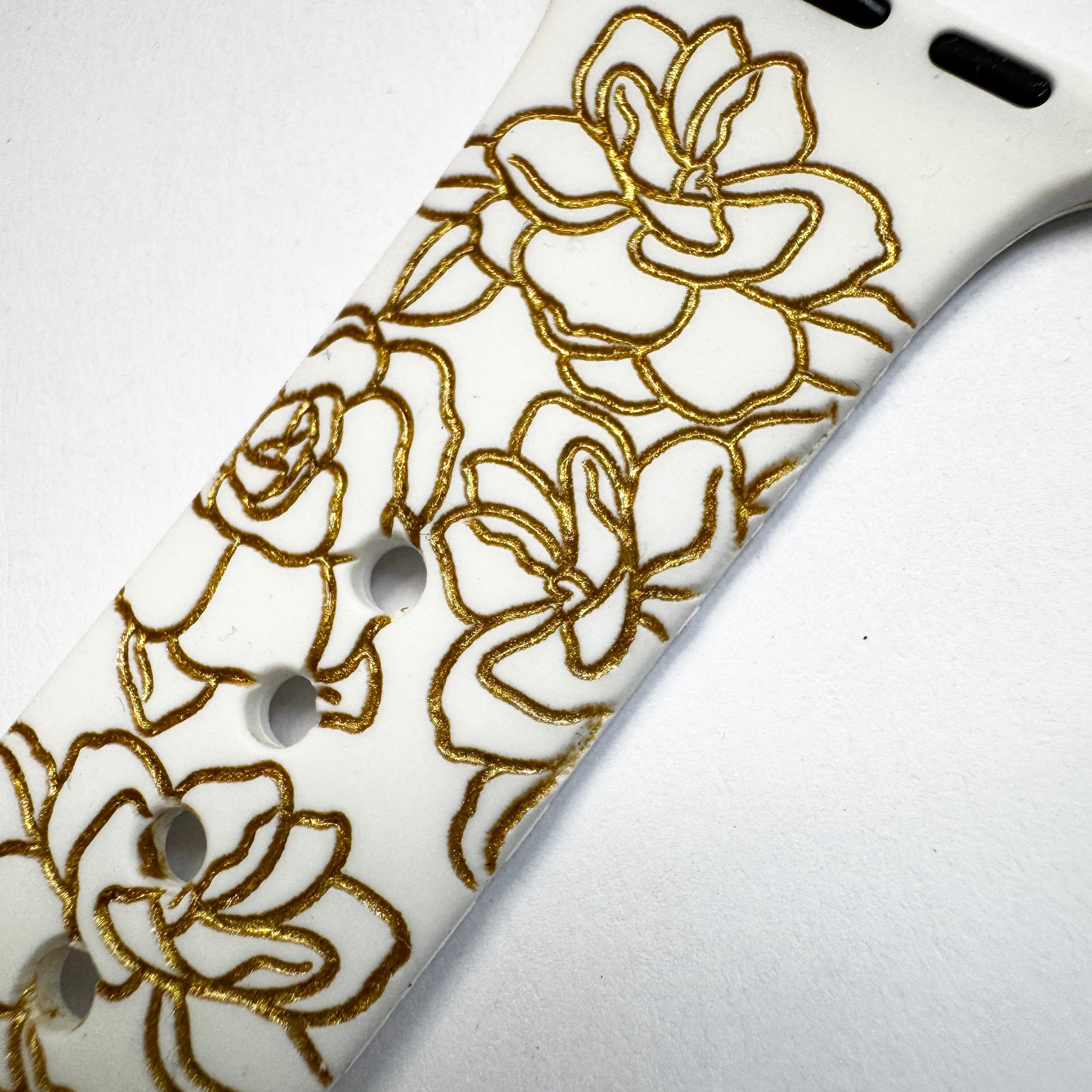 38mm/40mm/41mm & [42mm series 10] S/M White Kiele with Gold Ink CLEARANCE-ALL SALES FINAL