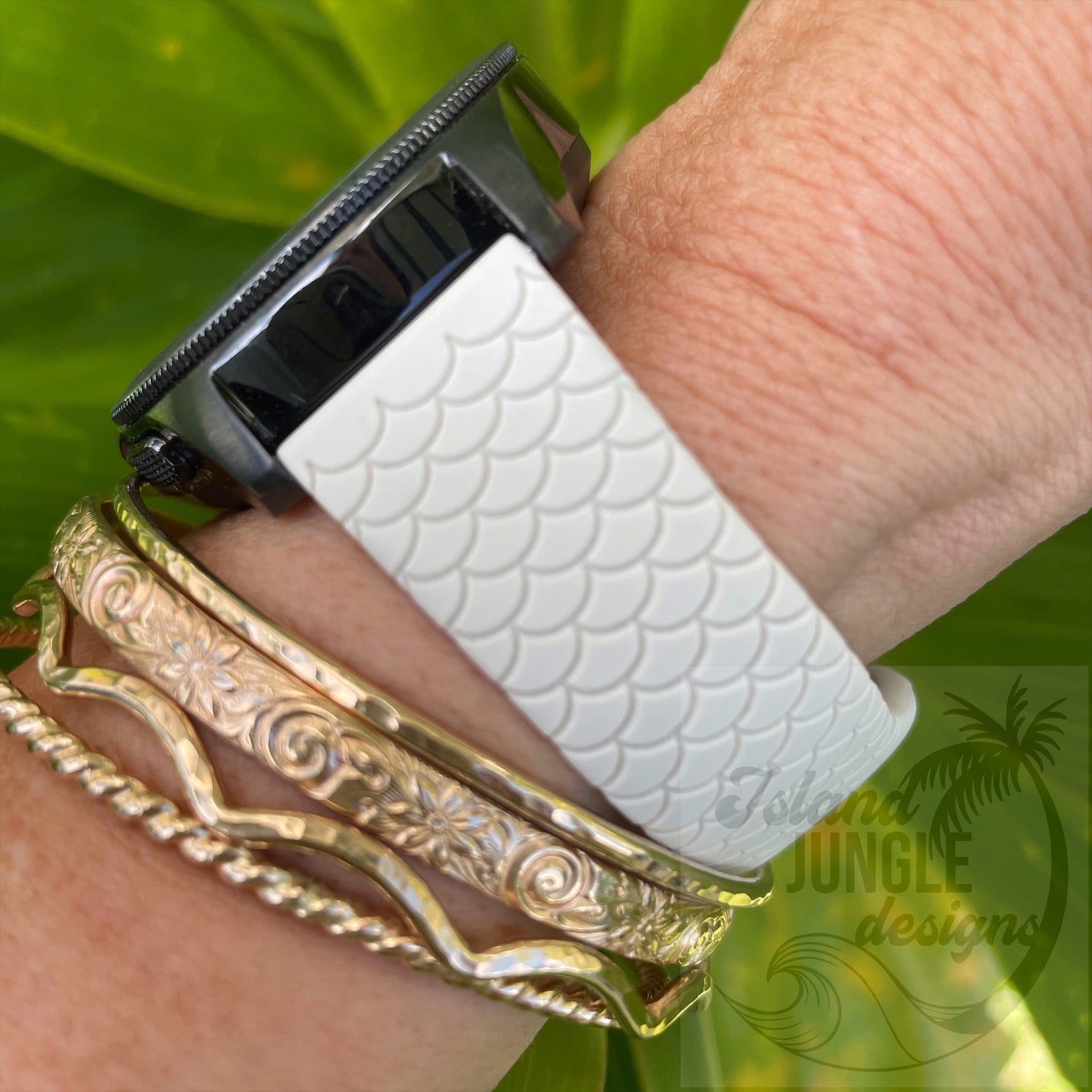 Mermaid Scale 20mm Silicone Watch Band Compatible with Samsung Galaxy, FitBit Versa 3/4, Sense & PIxel