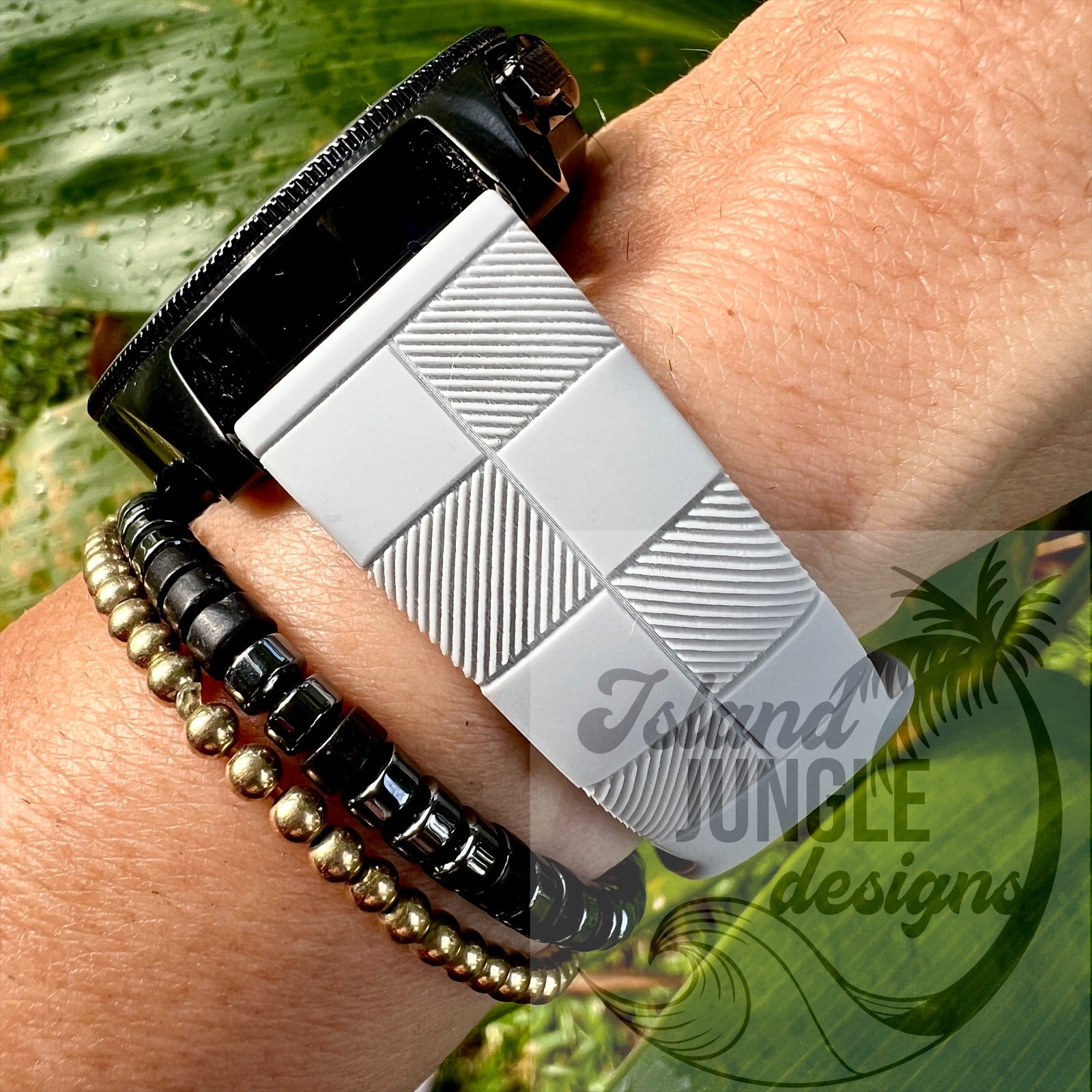 Checkered 20mm Silicone Watch Band Compatible with Samsung Galaxy, FitBit Versa 3/4, Sense & PIxel